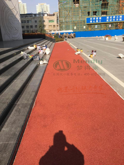 航天五一〇所 乌恰彩色路面