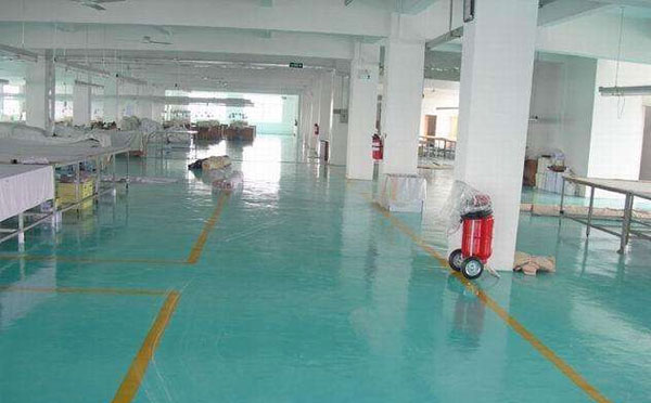 乌恰环氧地坪全解析：如何选择适合的地坪类型？