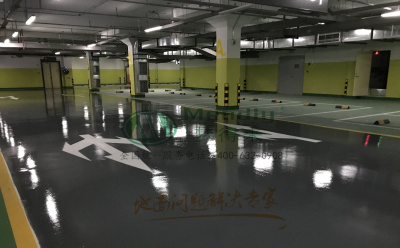 ‌旧地面翻新方案：乌恰环氧地坪涂层覆盖混凝土裂缝修复技术